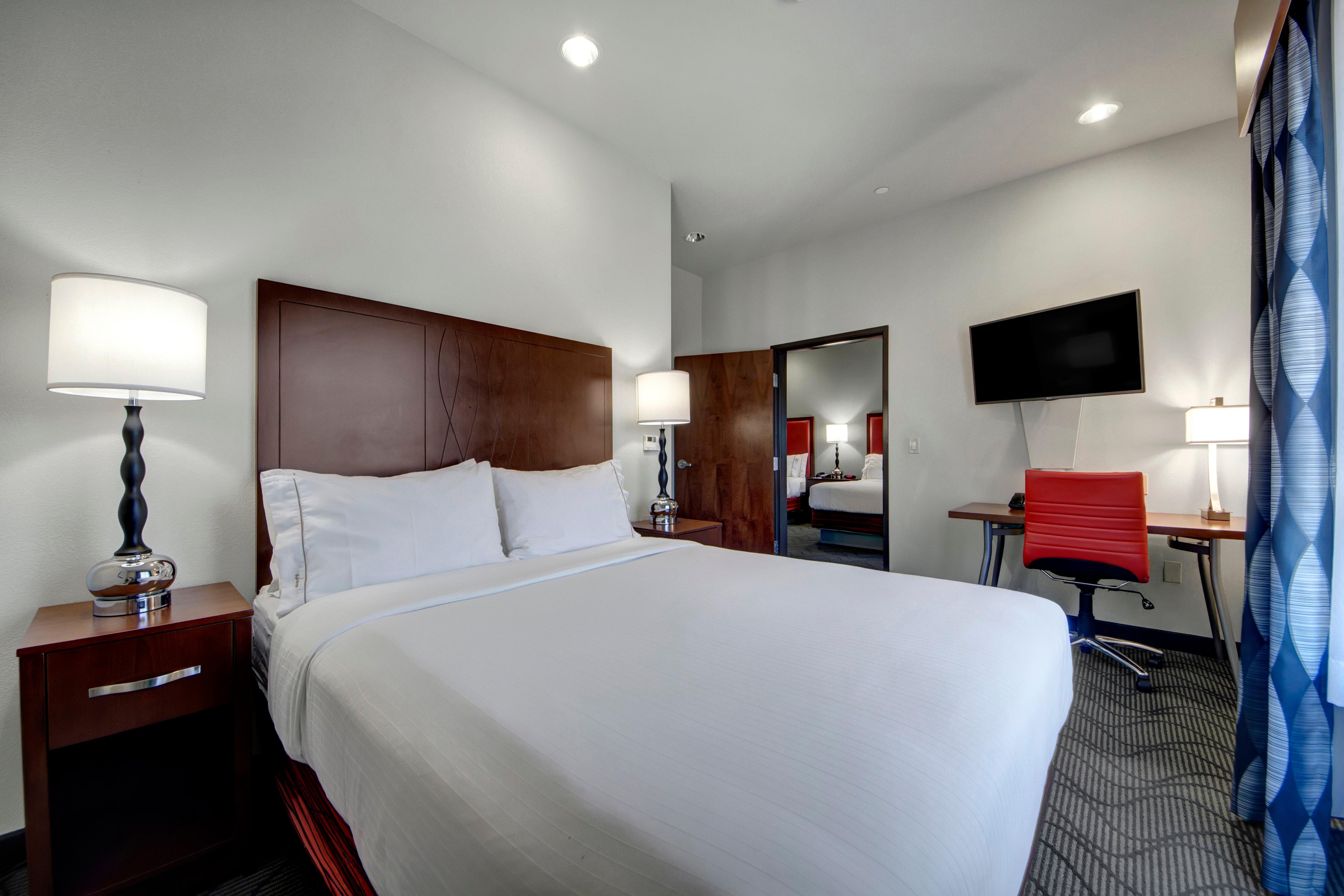Express And North By Ihg Oklahoma City