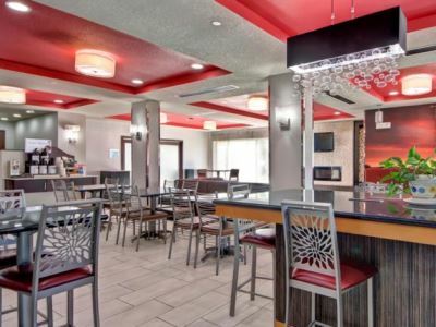Express And North By Ihg Hotel