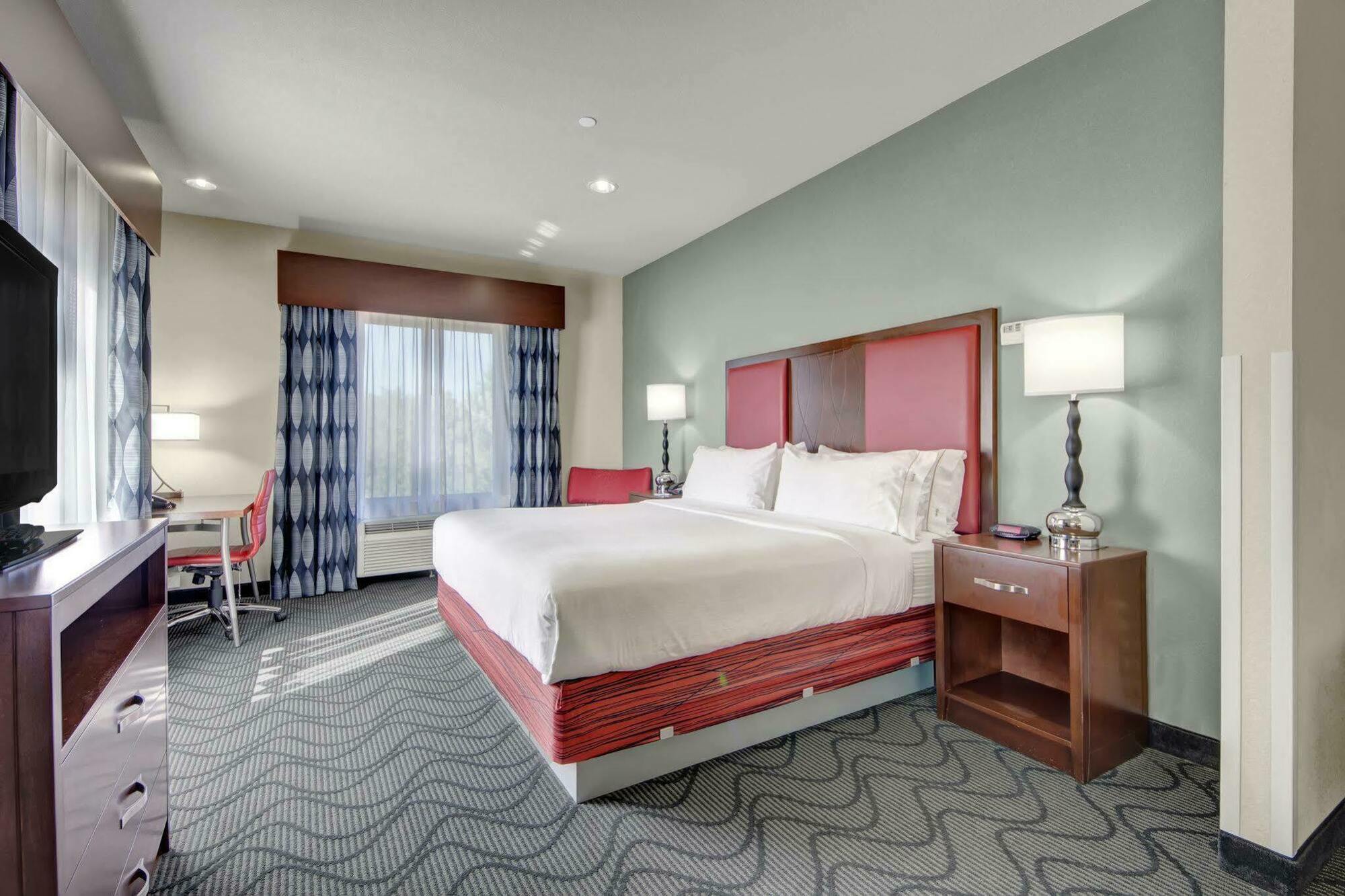 Express And North By Ihg